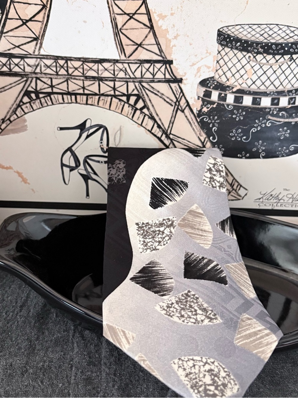 Vintage Oscar de La Renta Couture Collection Black & Silver Print Silk Tie - Picture 2 of 8